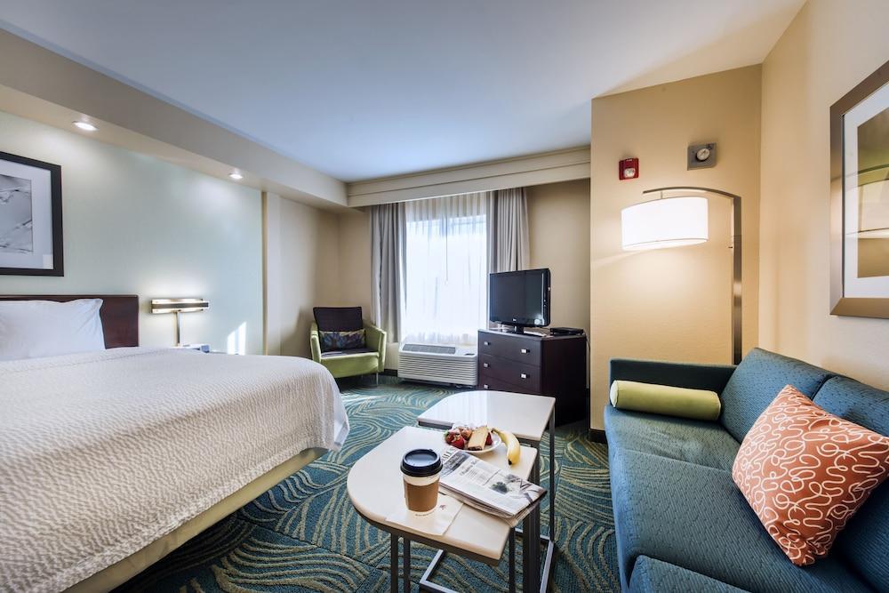 Springhill Suites Devens Common Center Buitenkant foto