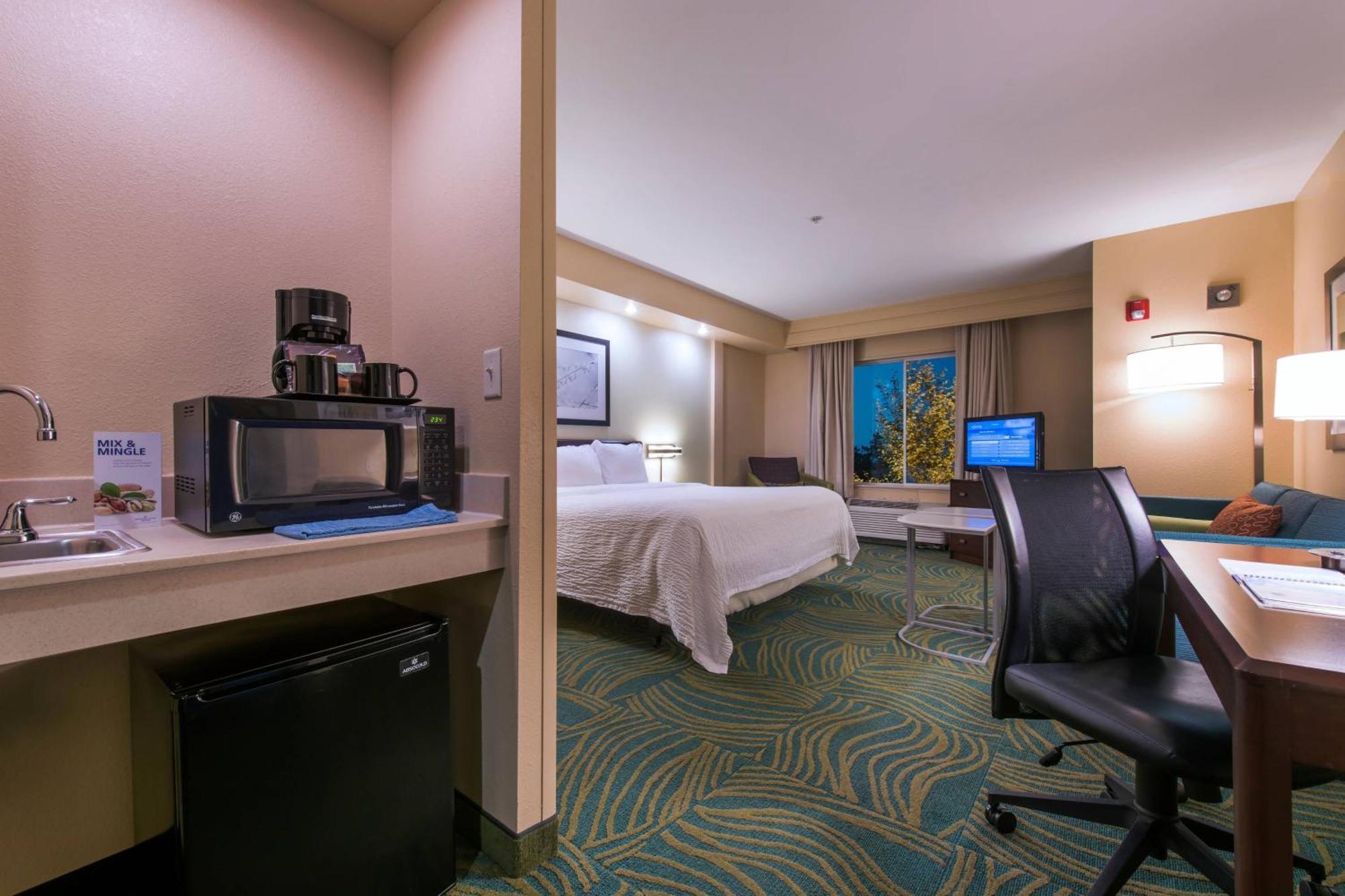 Springhill Suites Devens Common Center Buitenkant foto